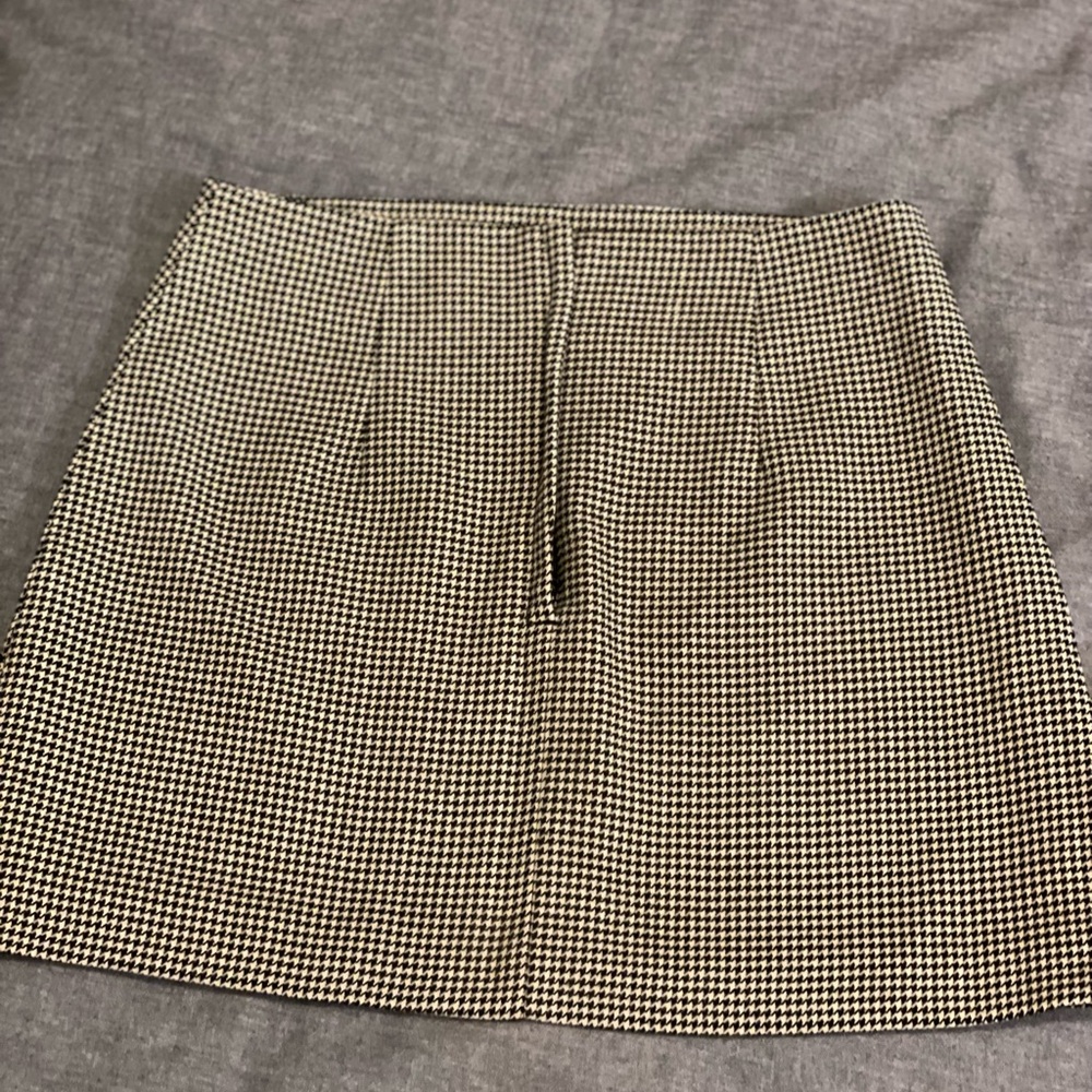 Houndstooth Mini Skirt